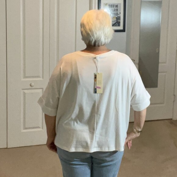 NWT Oversized White Crop Top Tee, size XL Women's - Picture 9 of 10